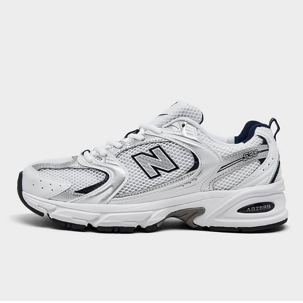 New Balance 530 must-have sneakers!